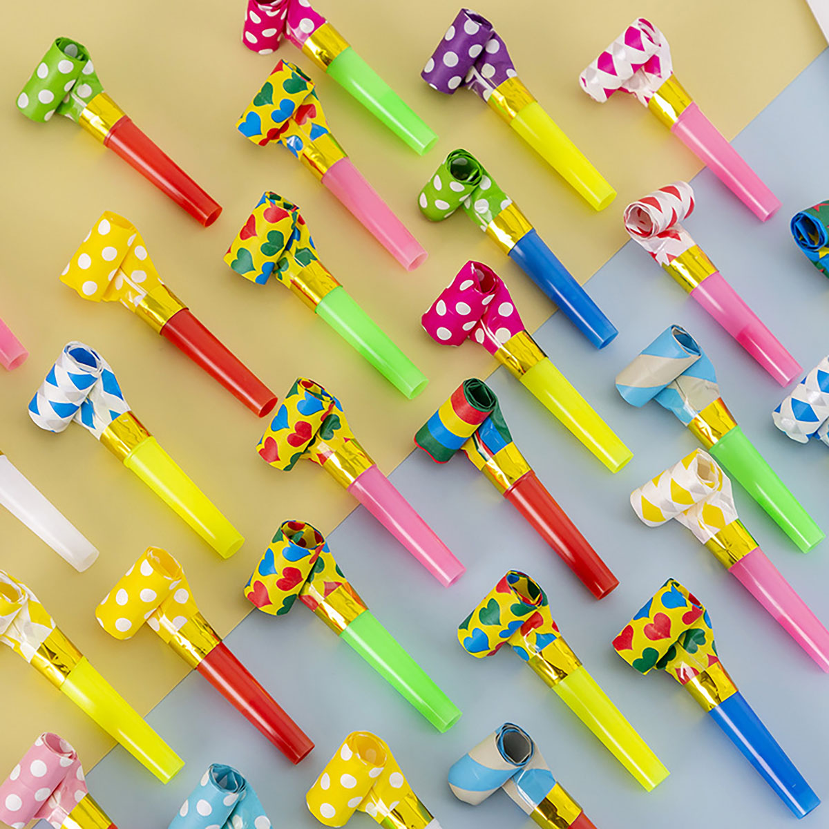 30PCS Colorful Whistles Toy Fu - Party Games Adult Birthday 评论和价格